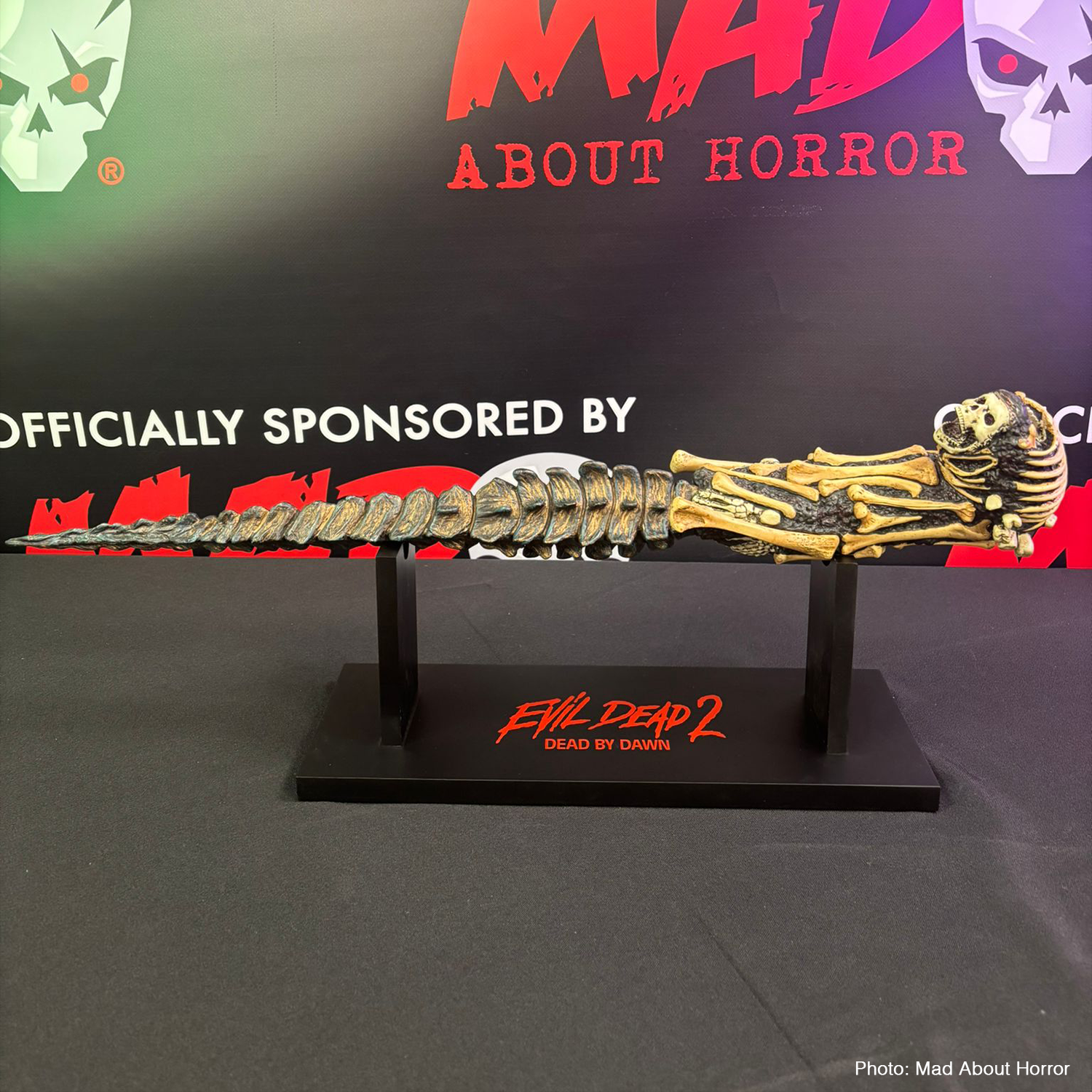 Evil Dead 2 : Dague kandarienne (accessoire)