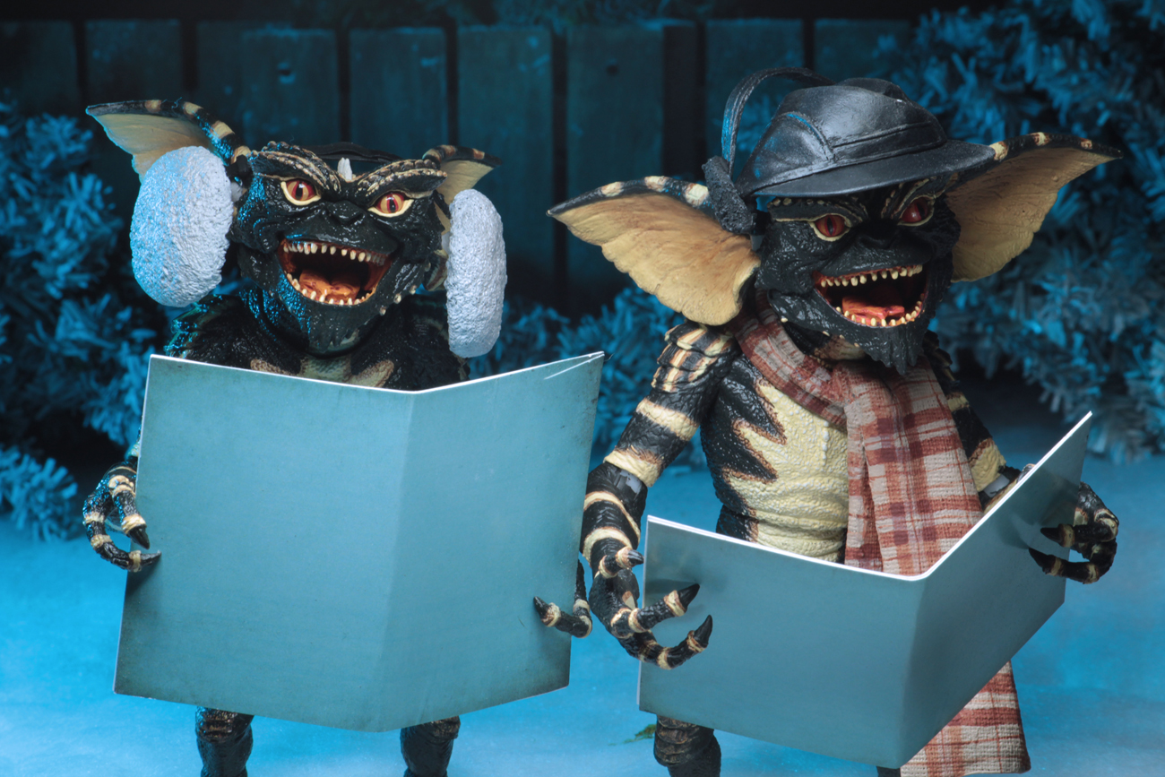 NECA Gremlin 7' Christmas Carol Winter Scene Twin Pack (Set 2)