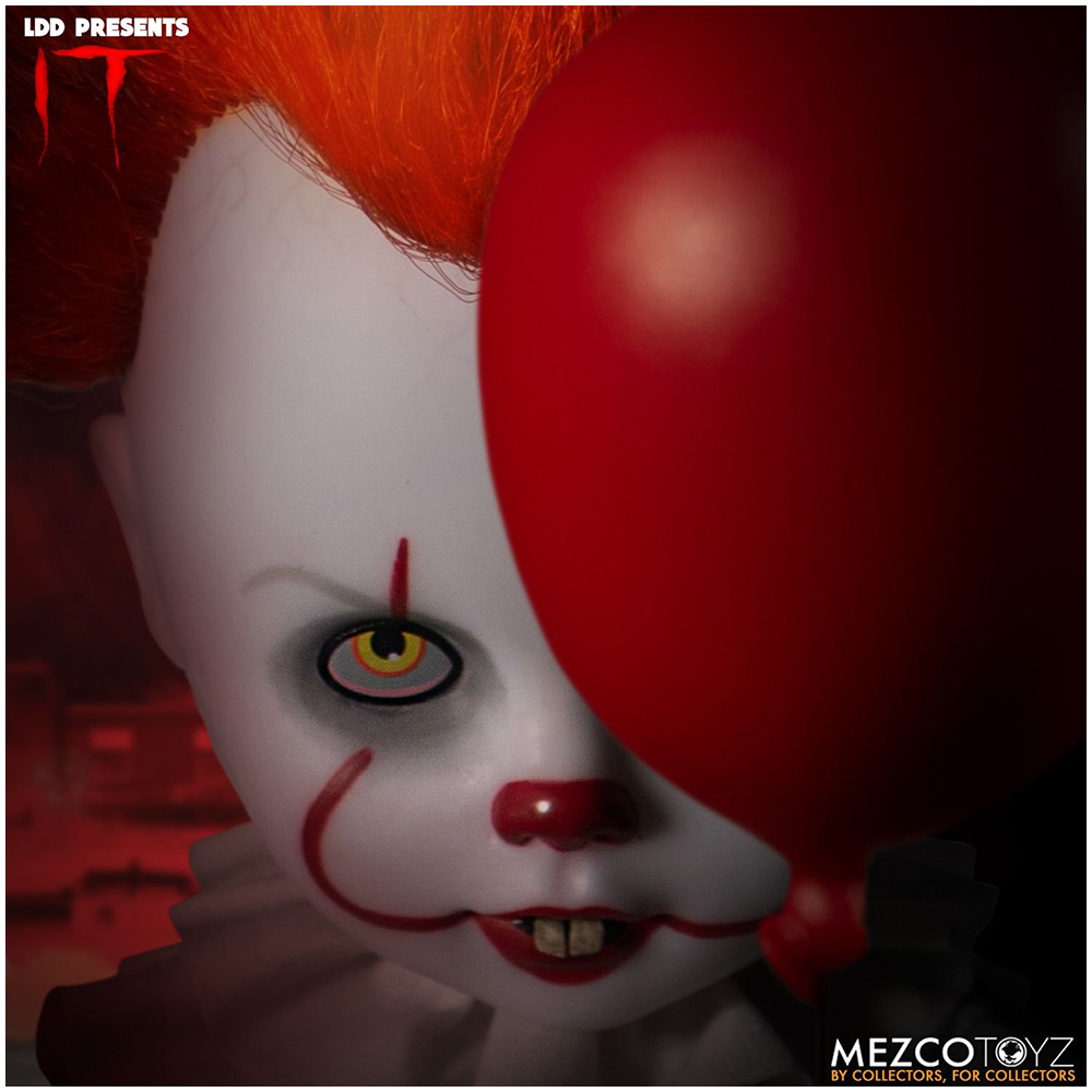 MEZCO Living Dead Doll - IT (2017) Pennywise