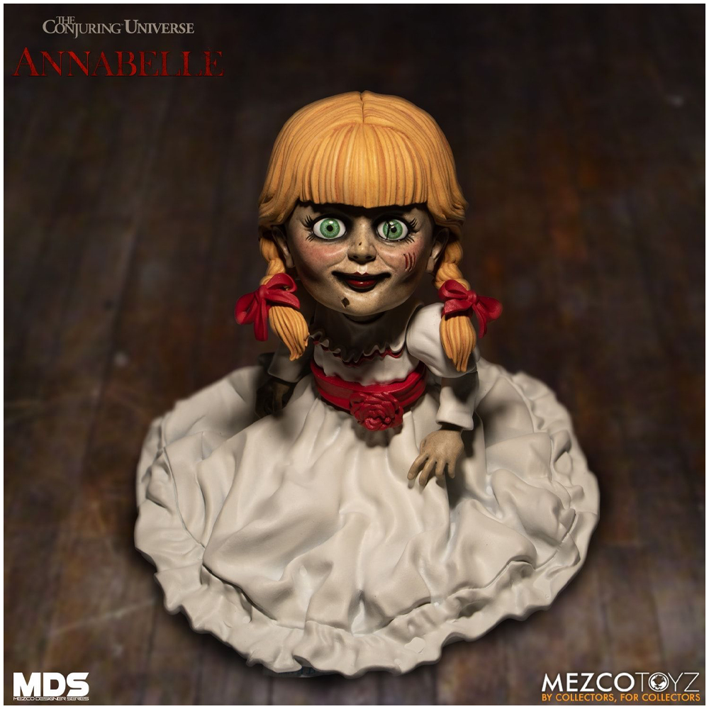 Mezco Designer Series: Annabelle