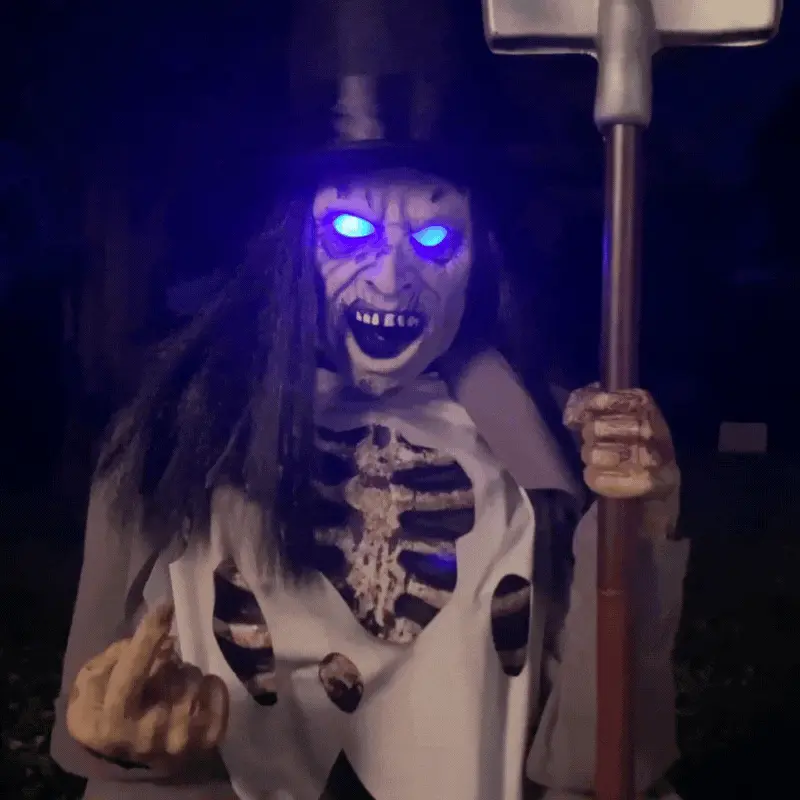 Totengräber animatronisch