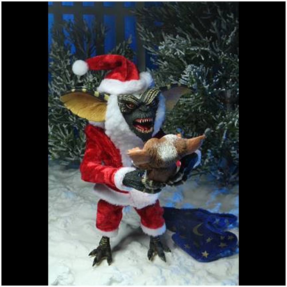 NECA Gremlins Santa Stripe & Gizmo 7