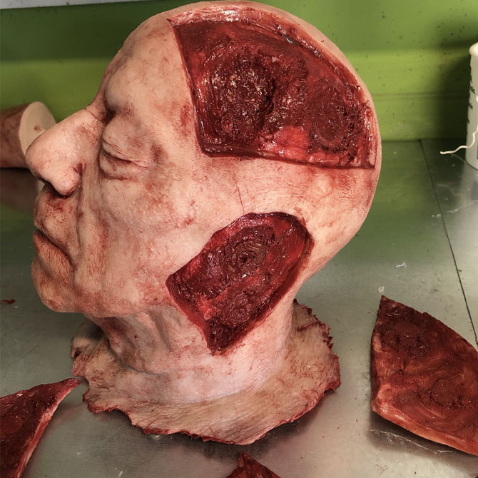 Silicone Head Magnetic Escape Room Prop