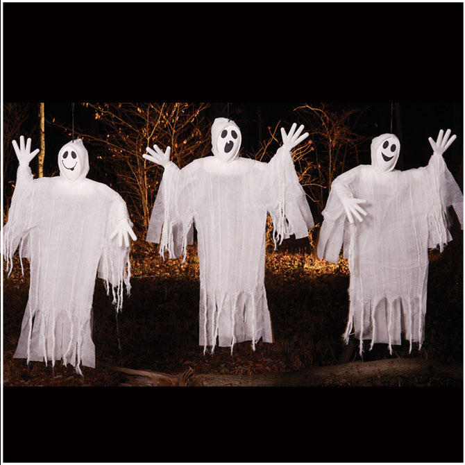 Hanging Giggly Ghost - Halloween Decor - Mad About Horror
