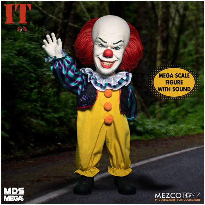 Mezco MDS Mega Scale IT (1990) - Talking Pennywise