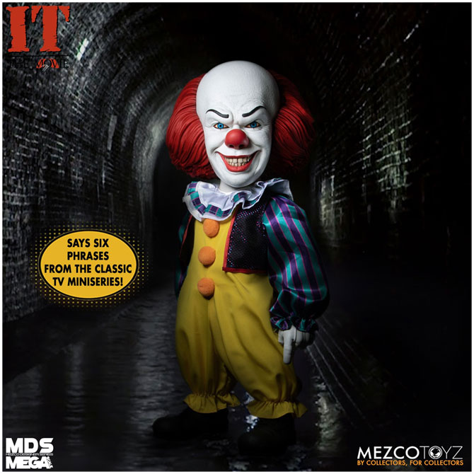 Mezco MDS Mega Scale IT (1990) - Talking Pennywise