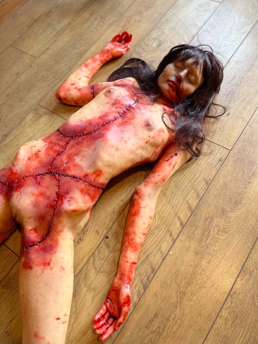 Life Size Body - Serial Killer Victim, Female