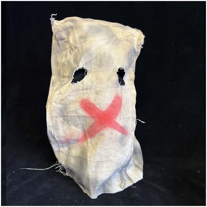 'Kiss Me' Sack Mask