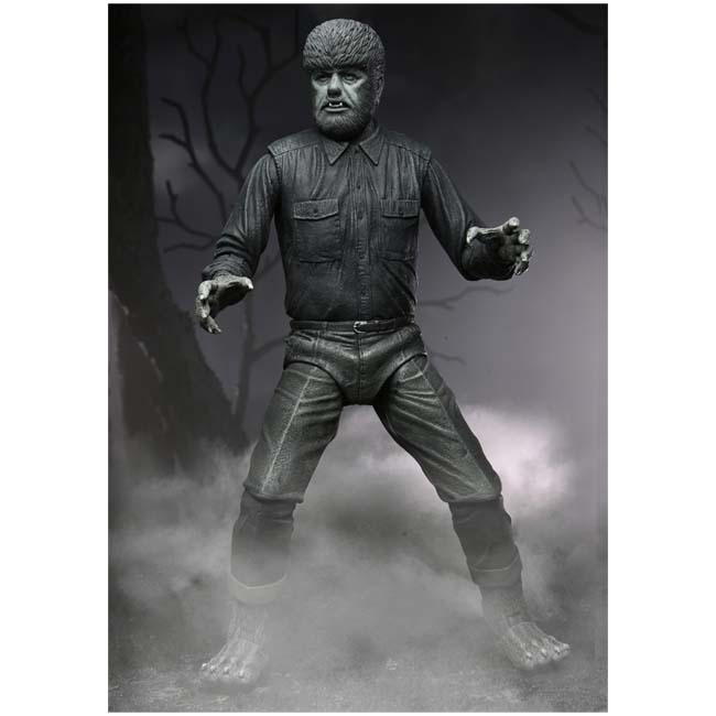 NECA Universal Monsters - Ultimate Wolf Man (Black & White) 7