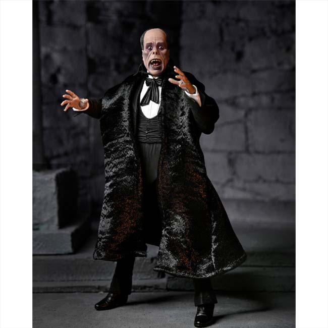 NECA Universal Monsters - Ultimate Phantom Of The Opera 7