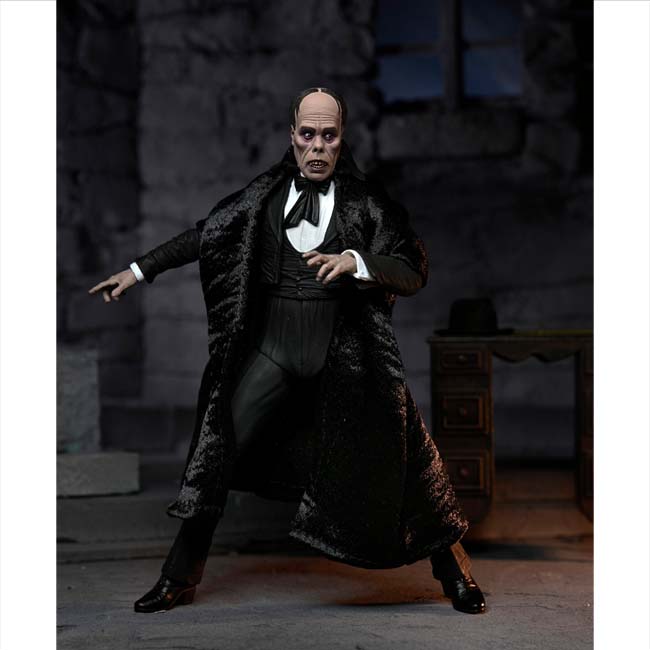 NECA Universal Monsters - Ultimate Phantom Of The Opera 7