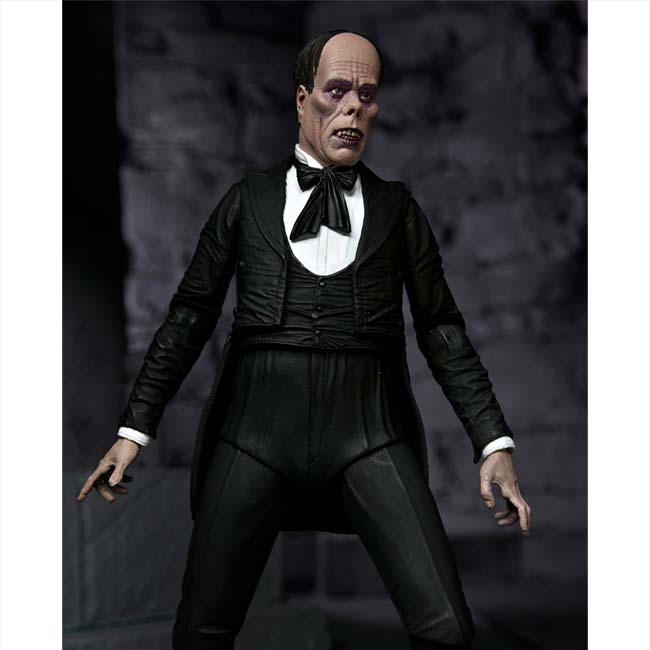 NECA Universal Monsters - Ultimate Phantom Of The Opera 7