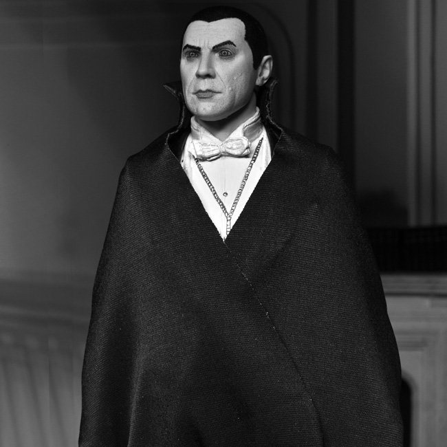 NECA Universal Monsters (Black & White) Dracula (Carfax Abbey) Ultimate ...