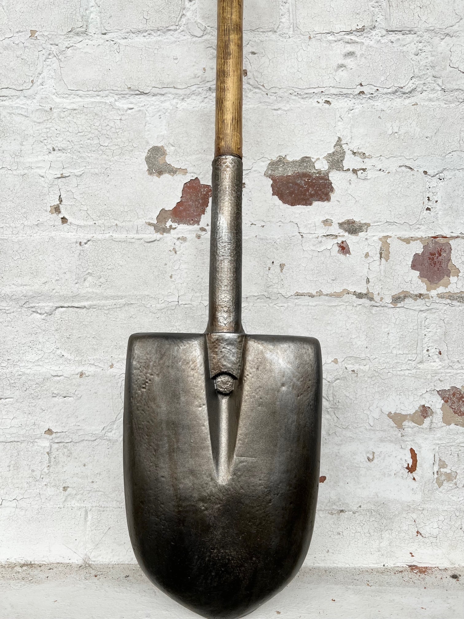 Gravedigger Spade
