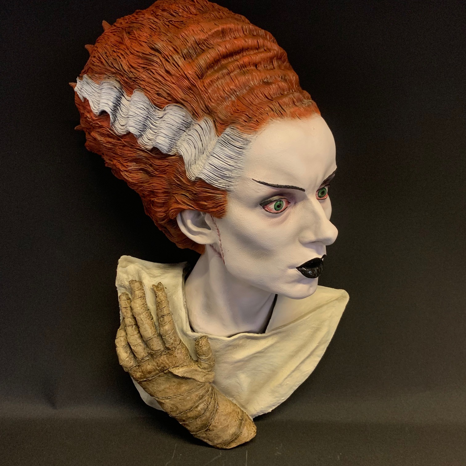 Black Heart Models 1:1 Scale Wall Hanger - Bride Of Frankenstein