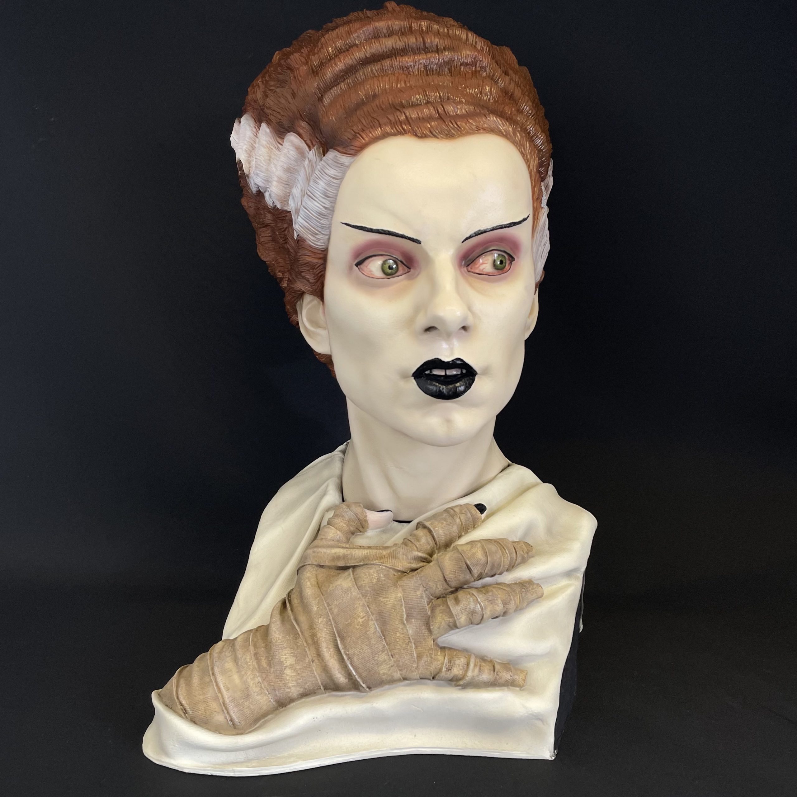 Black Heart Models 1:1 Scale 360 Series - Bride of Frankenstein Bust