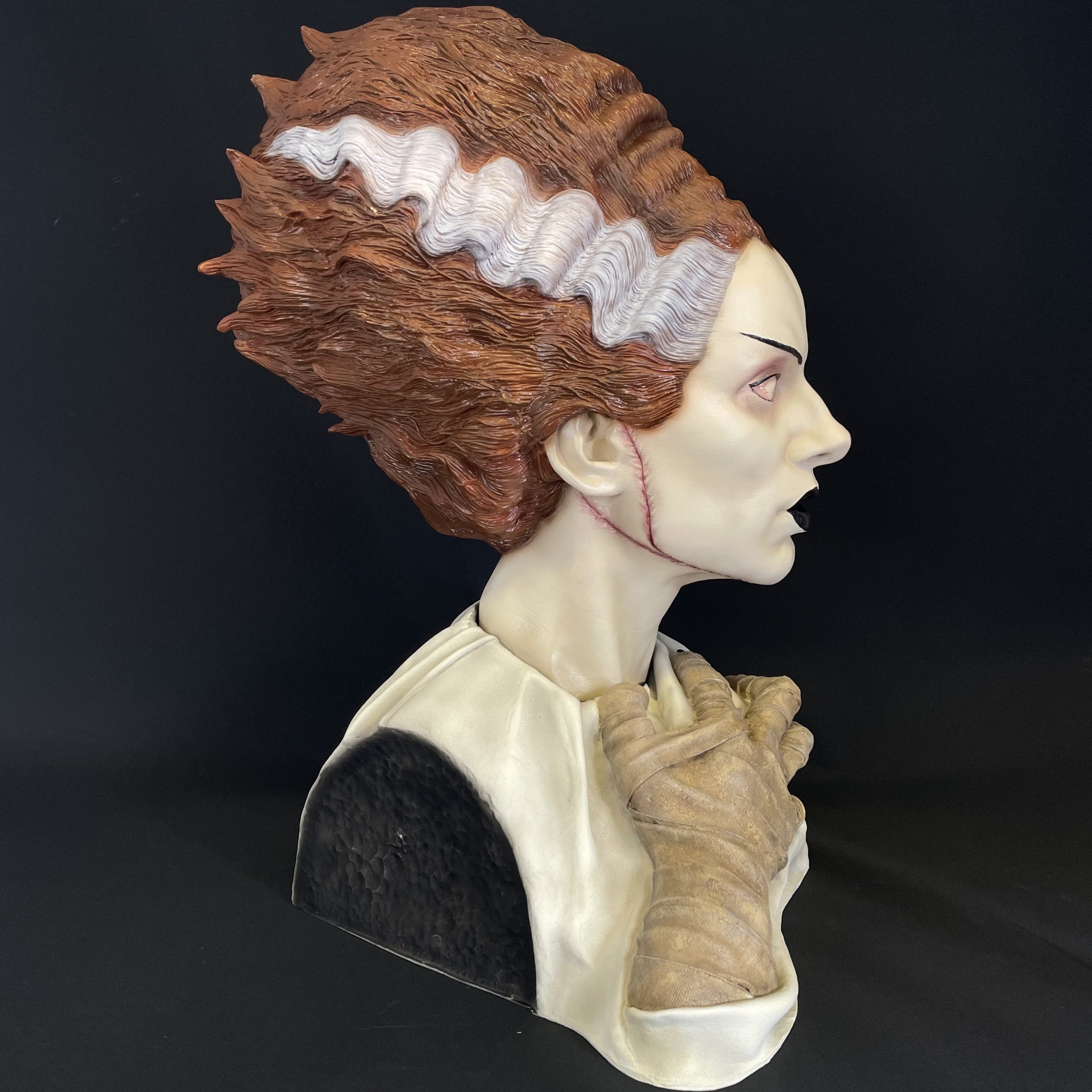 Black Heart Models 1:1 Scale 360 Series - Bride of Frankenstein Bust