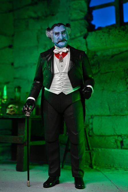NECA Rob Zombie's The Munsters (2022) Ultimate The Count 7
