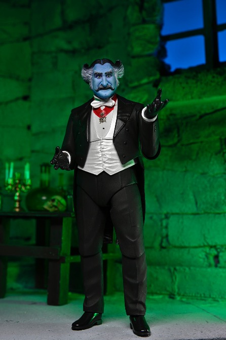 NECA Rob Zombie's The Munsters (2022) Ultimate The Count 7