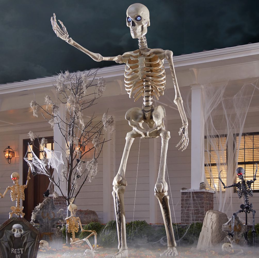12ft Giant Skeleton Animated Prop | Mad About Horror