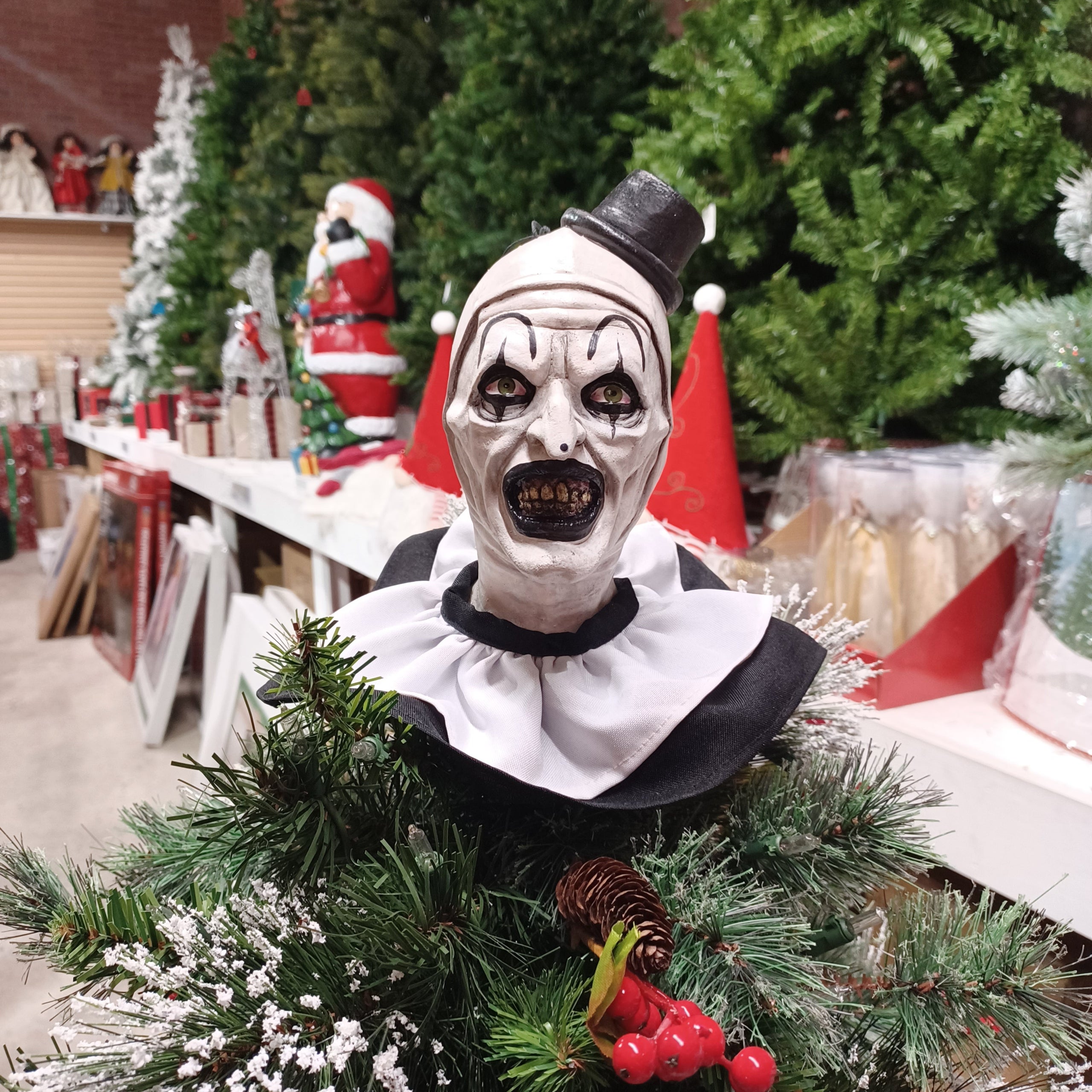 Terrifier Art the Clown Hanging Head (Jumbo) Ornament Mad About Horror