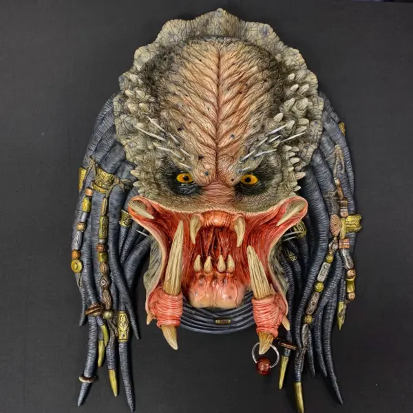 Black Heart Models Predator - 1:1 Wandhalterung