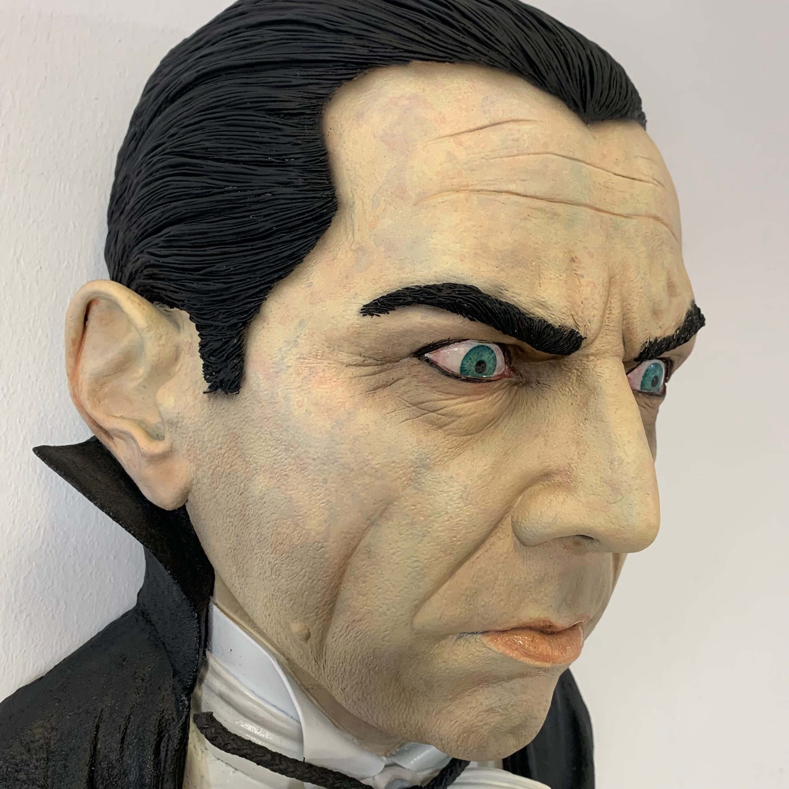 Black Heart Models 1:1 Scale Wall Hanger - Dracula (Bela Lugosi)