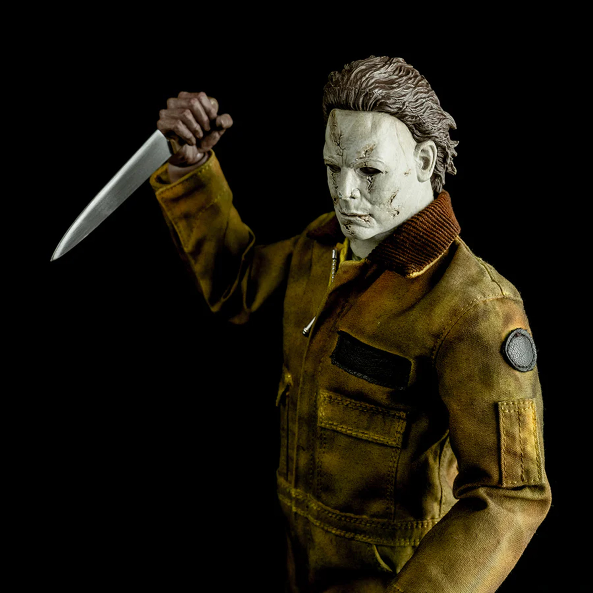 Rob Zombie's Halloween Deluxe 1/6 Scale Michael Myers Figure