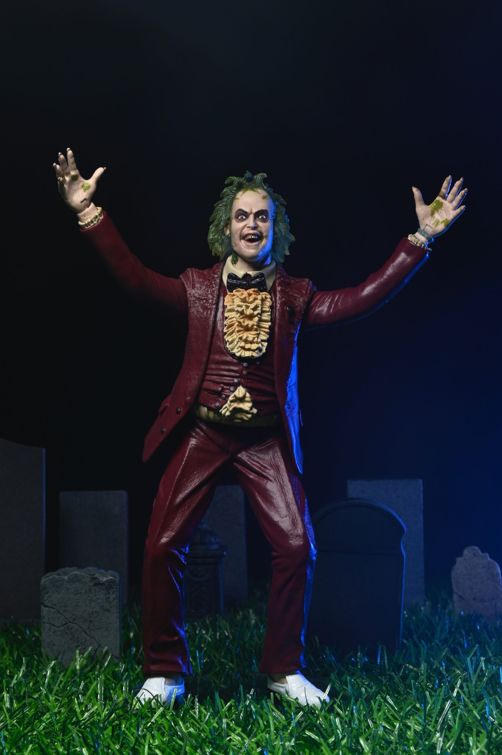 NECA Beetlejuice 1988 Red Tuxedo 7