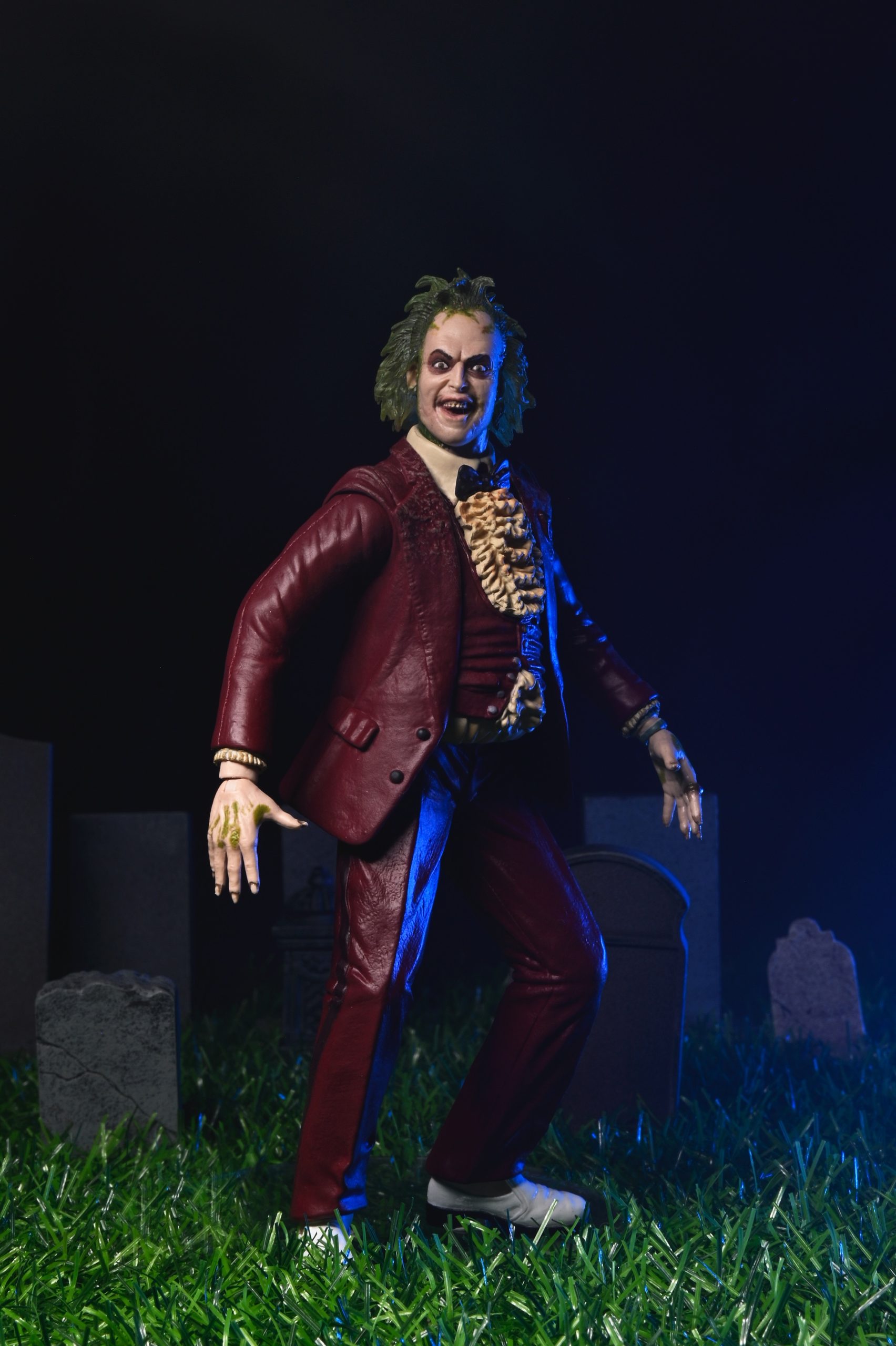 NECA Beetlejuice 1988 Red Tuxedo 7