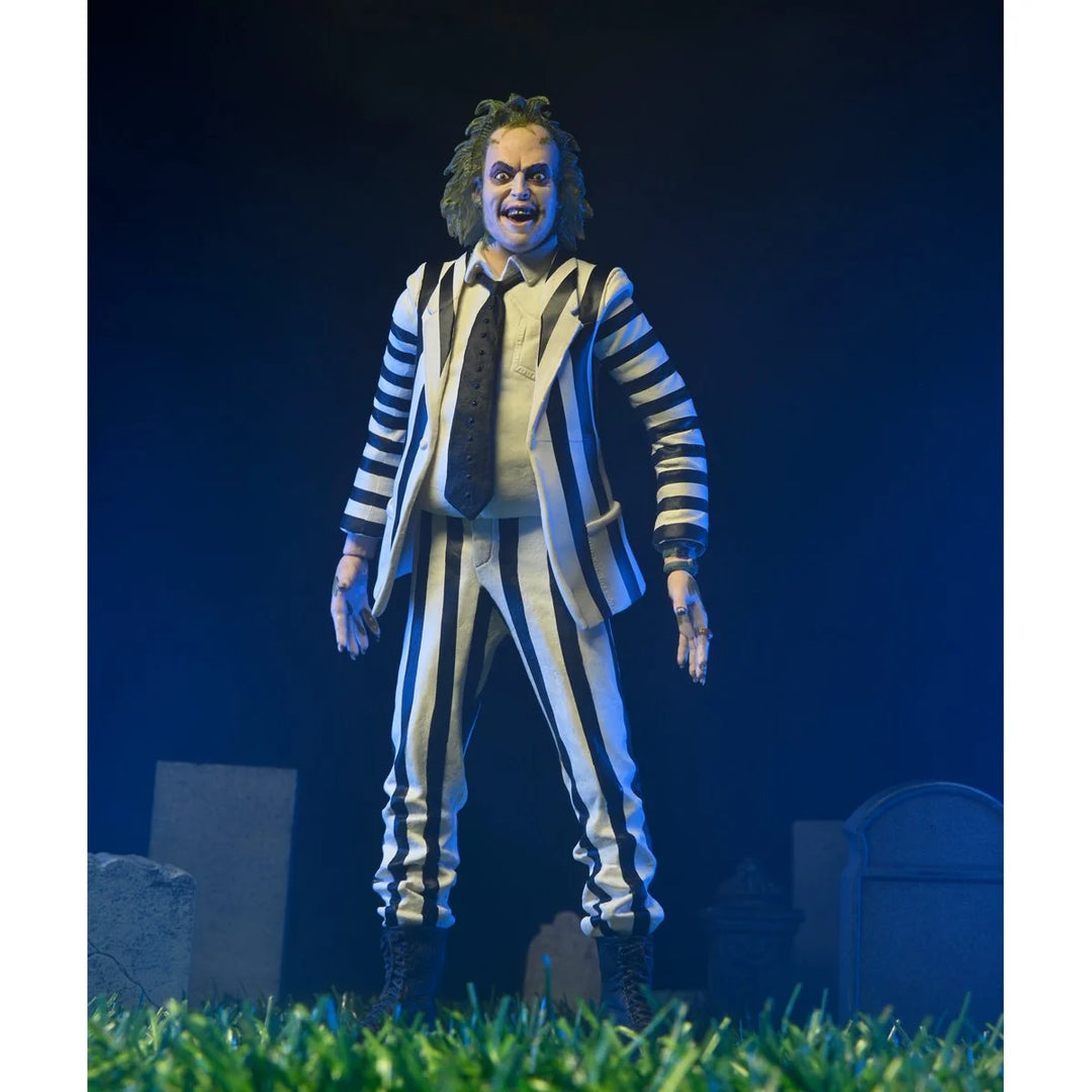 NECA Beetlejuice (1988) 1/4 Scale Action Figure with Sound