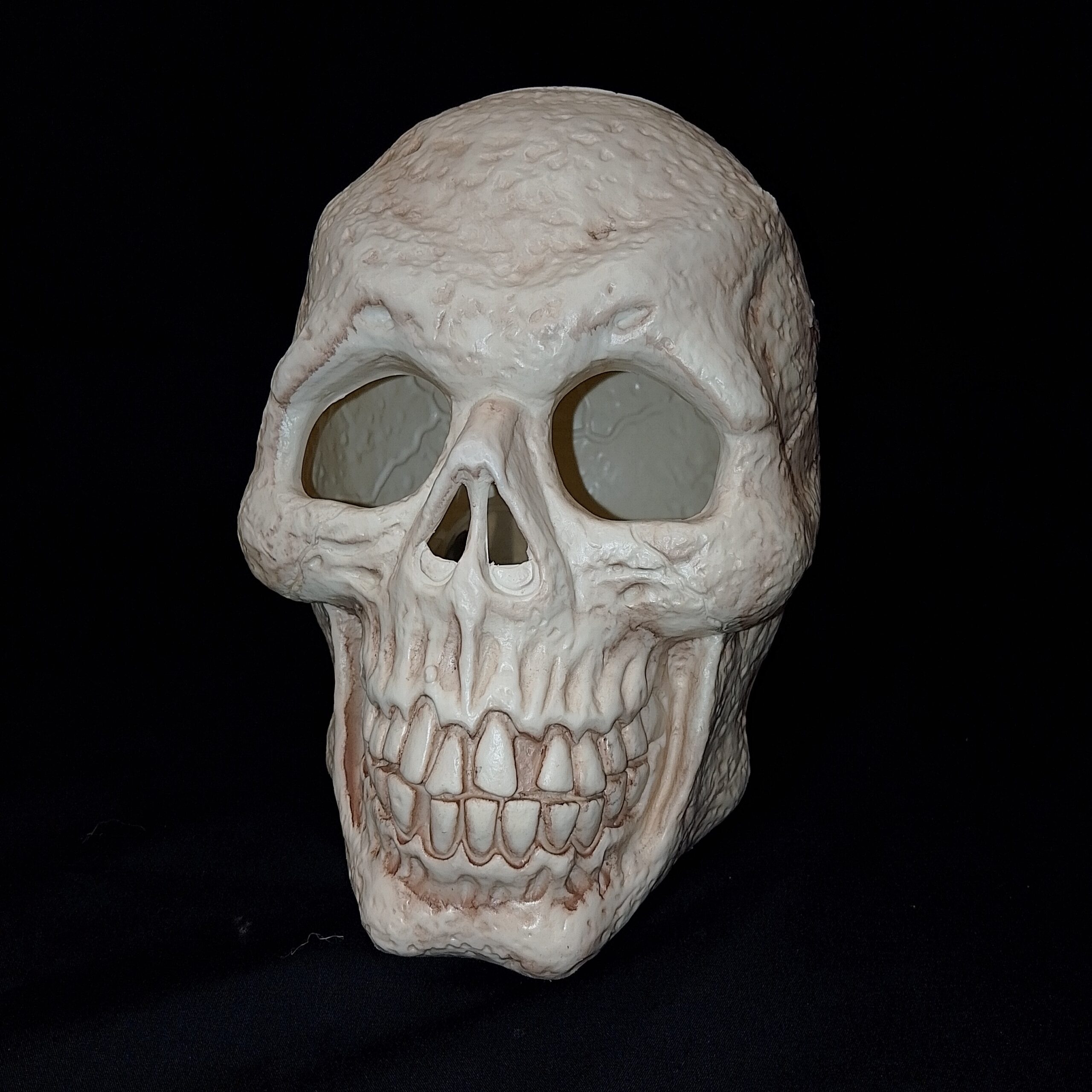 Light Up Skull Mister