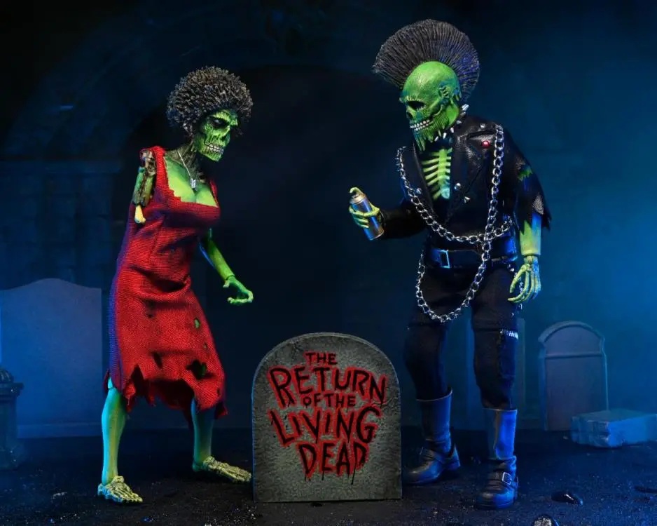 【限定非売品】On the way to Living Dead NECA Return of the Living Dead Trash and Suicide Clothed Figure