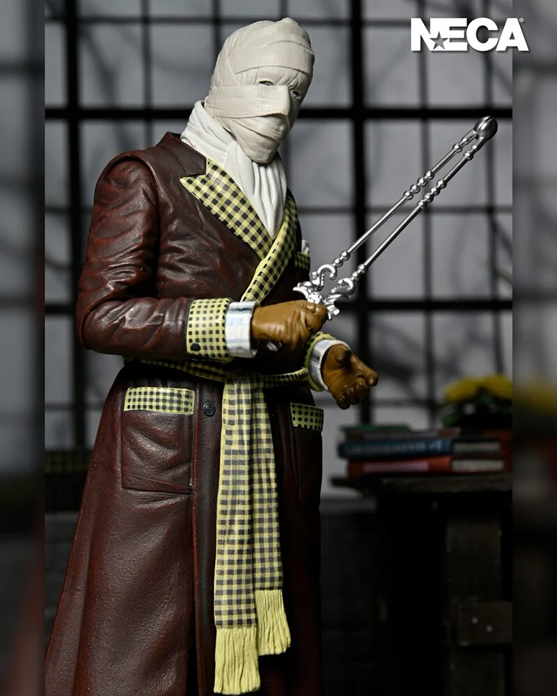 NECA Universal Monsters Invisible Man (Kemp House) Ultimate 7