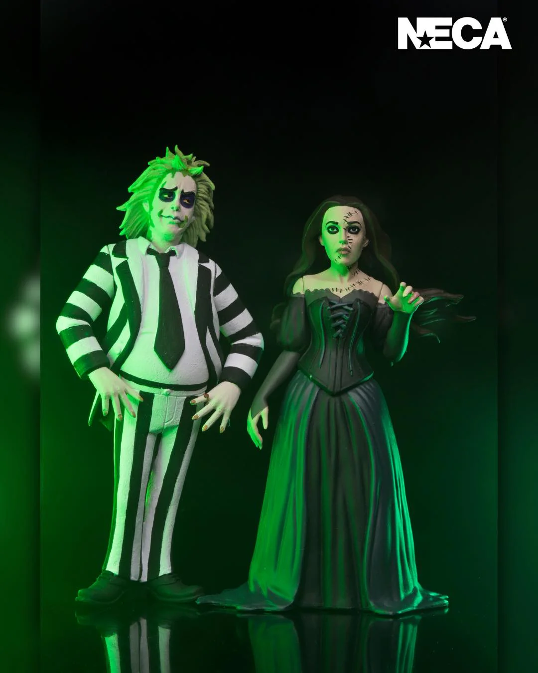 NECA Toony Terrors - Beetlejuice and Delores 6