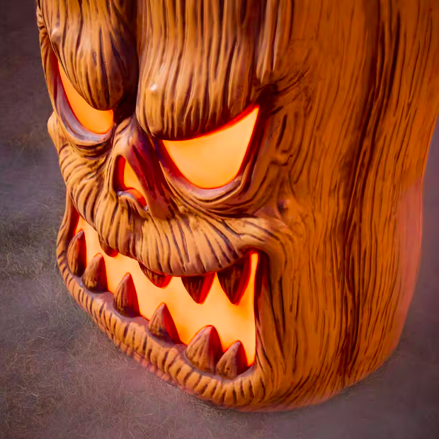 8.5ft Giant Light up Pumpkin Stack