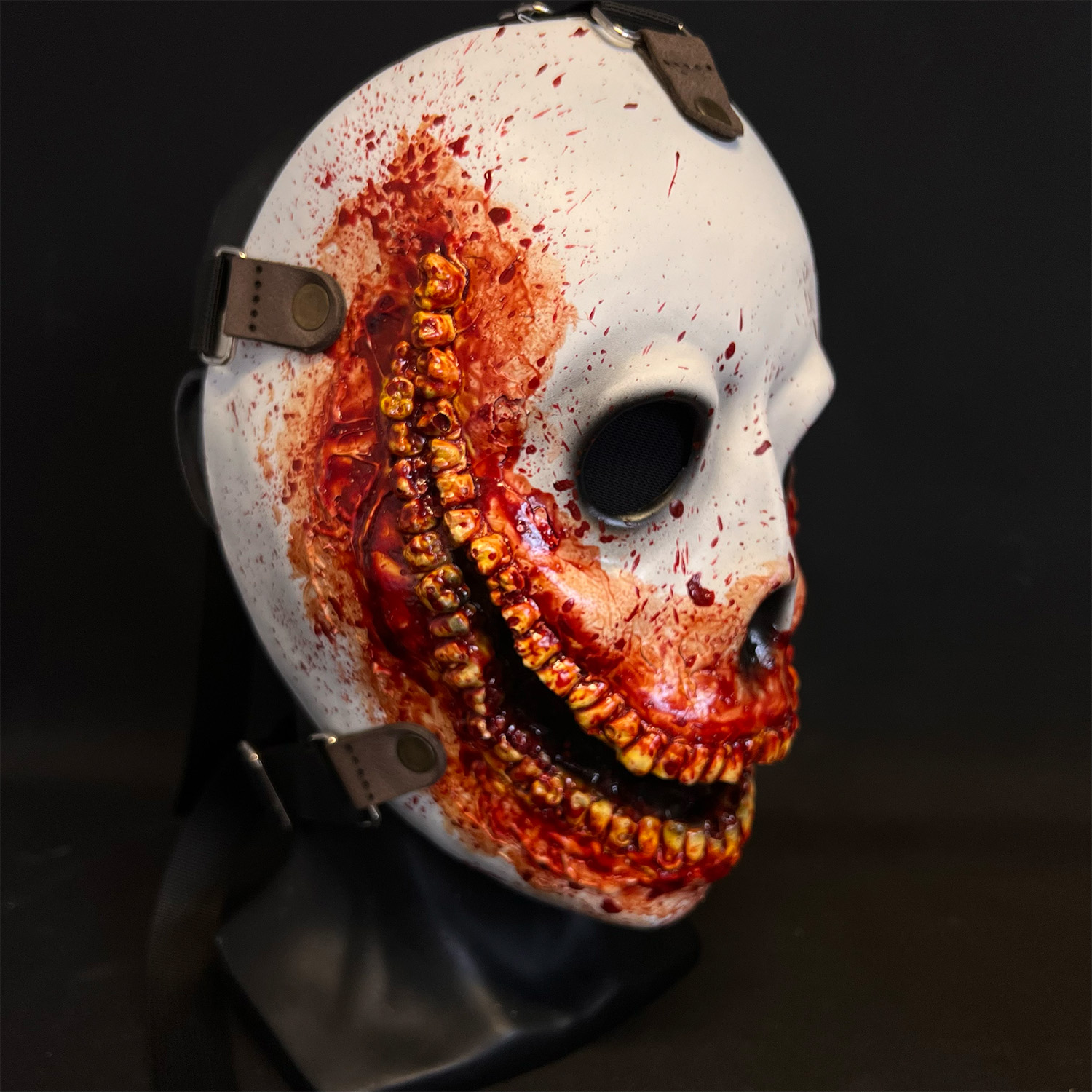 Teeth Knocker Mask