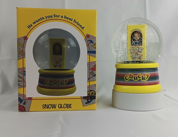 Child's Play - Chucky Snow Globe