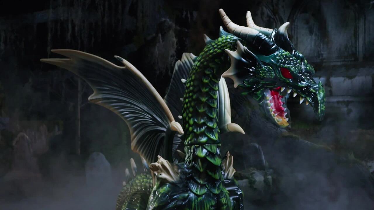 Giant Green Dragon Animated Prop