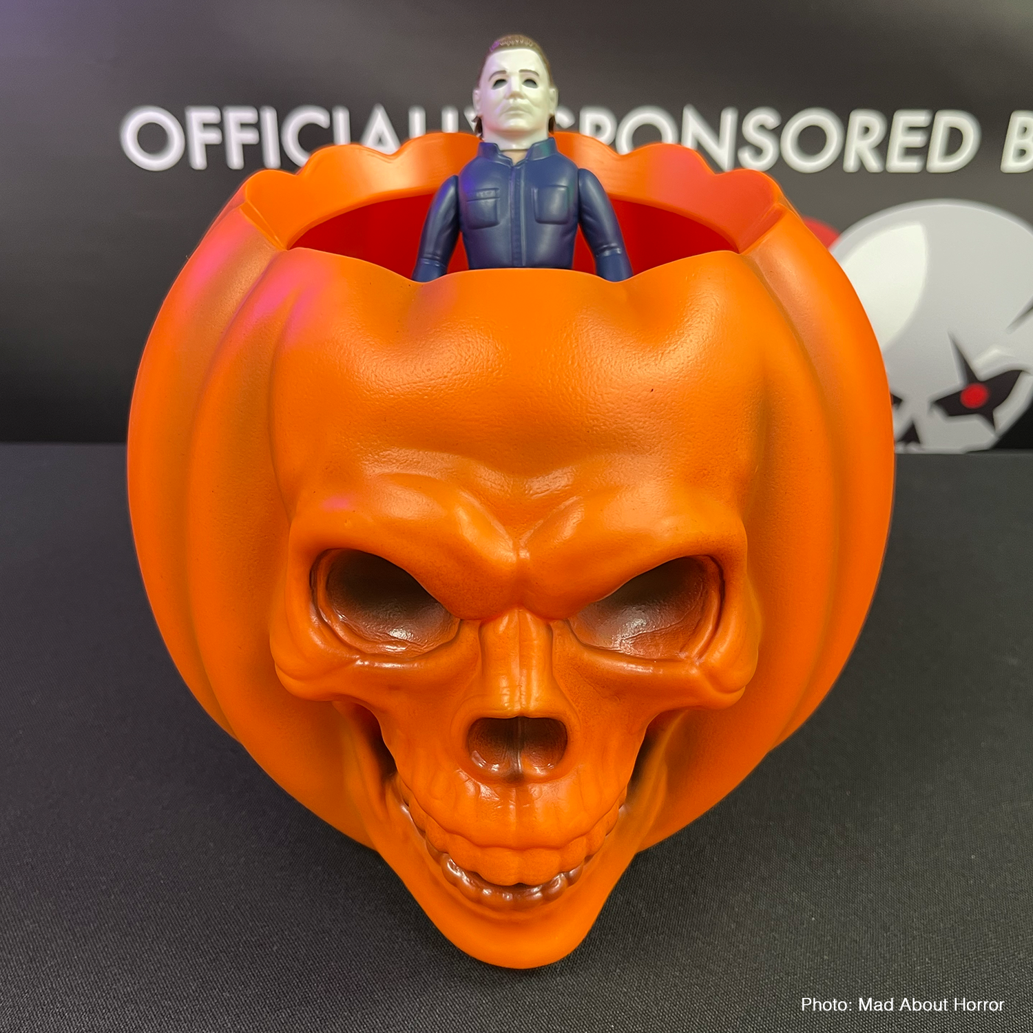 Mondo Nightmare Vessels - Halloween 2 Michael Myers