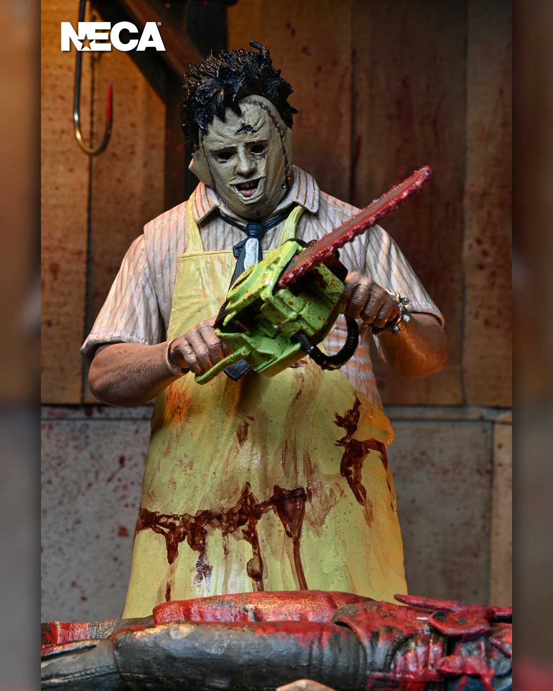 NECA Texas Chainsaw Massacre - Leatherface 50th Anniversary 7