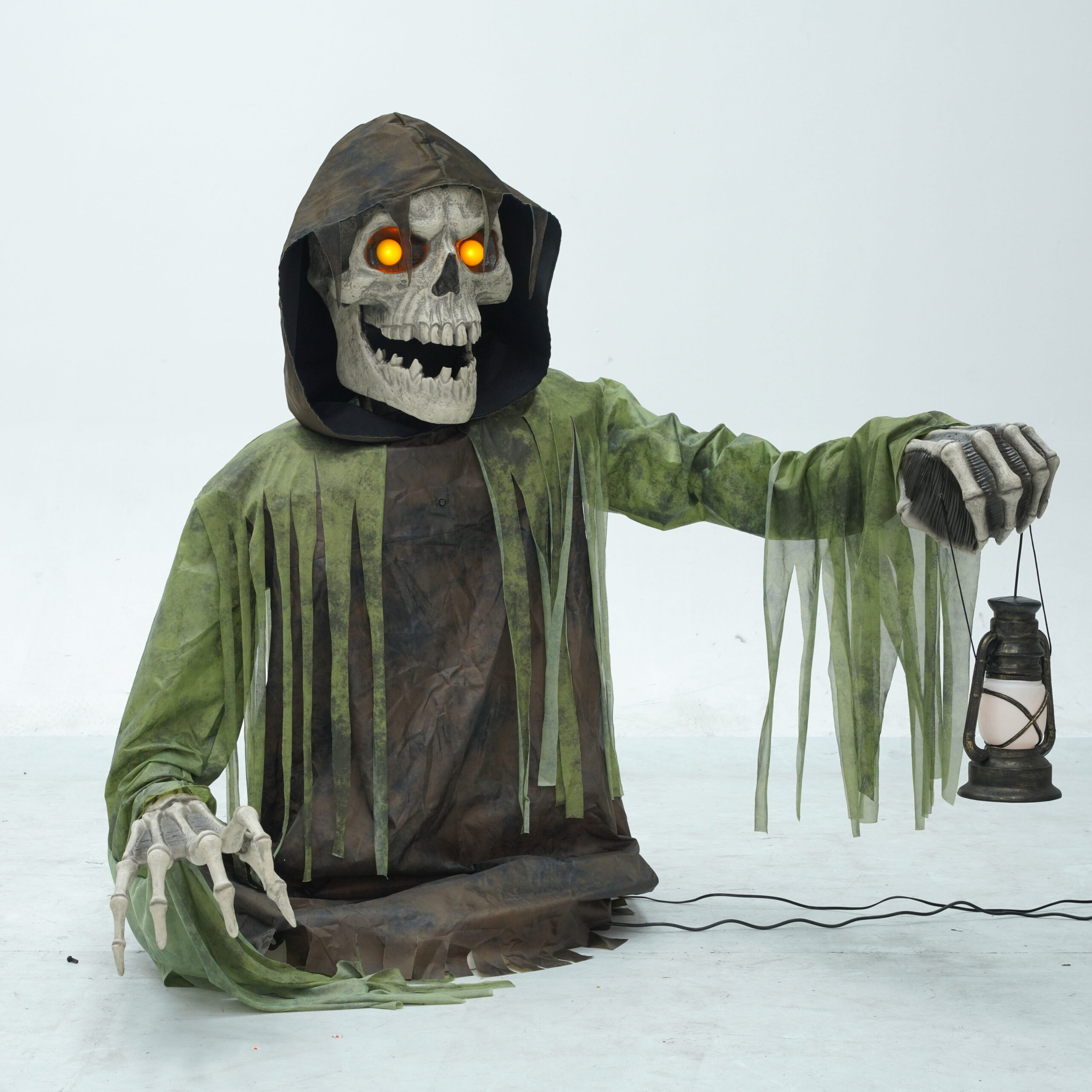 Rising Giant Corroded Reaper Animated Halloween Prop