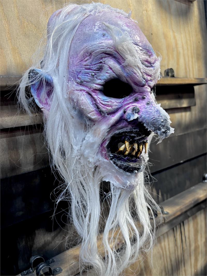 Kringle the Ice Wizard Mask