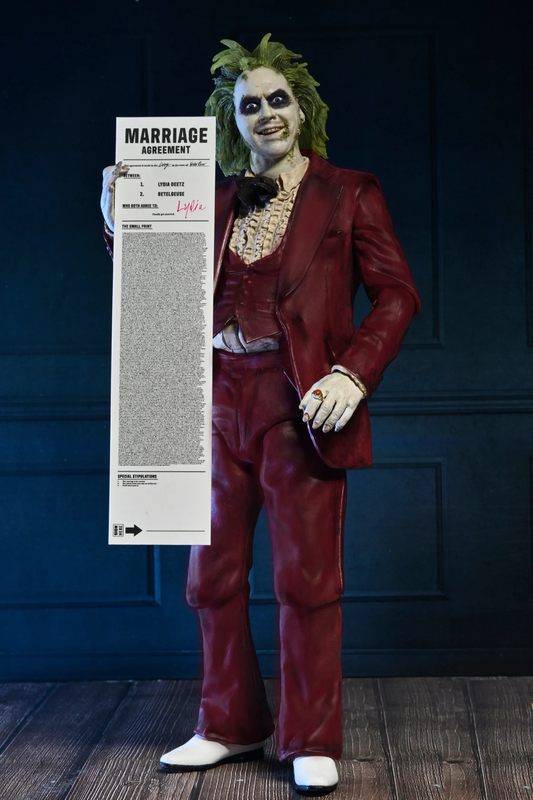 NECA Beetlejuice Beetlejuice - Wedding Tuxedo Beetlejuice 7