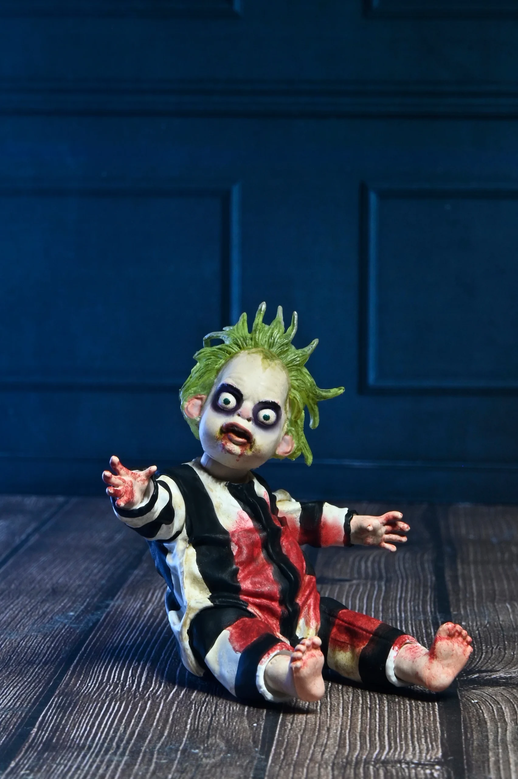 NECA Beetlejuice Beetlejuice - Wedding Tuxedo Beetlejuice 7