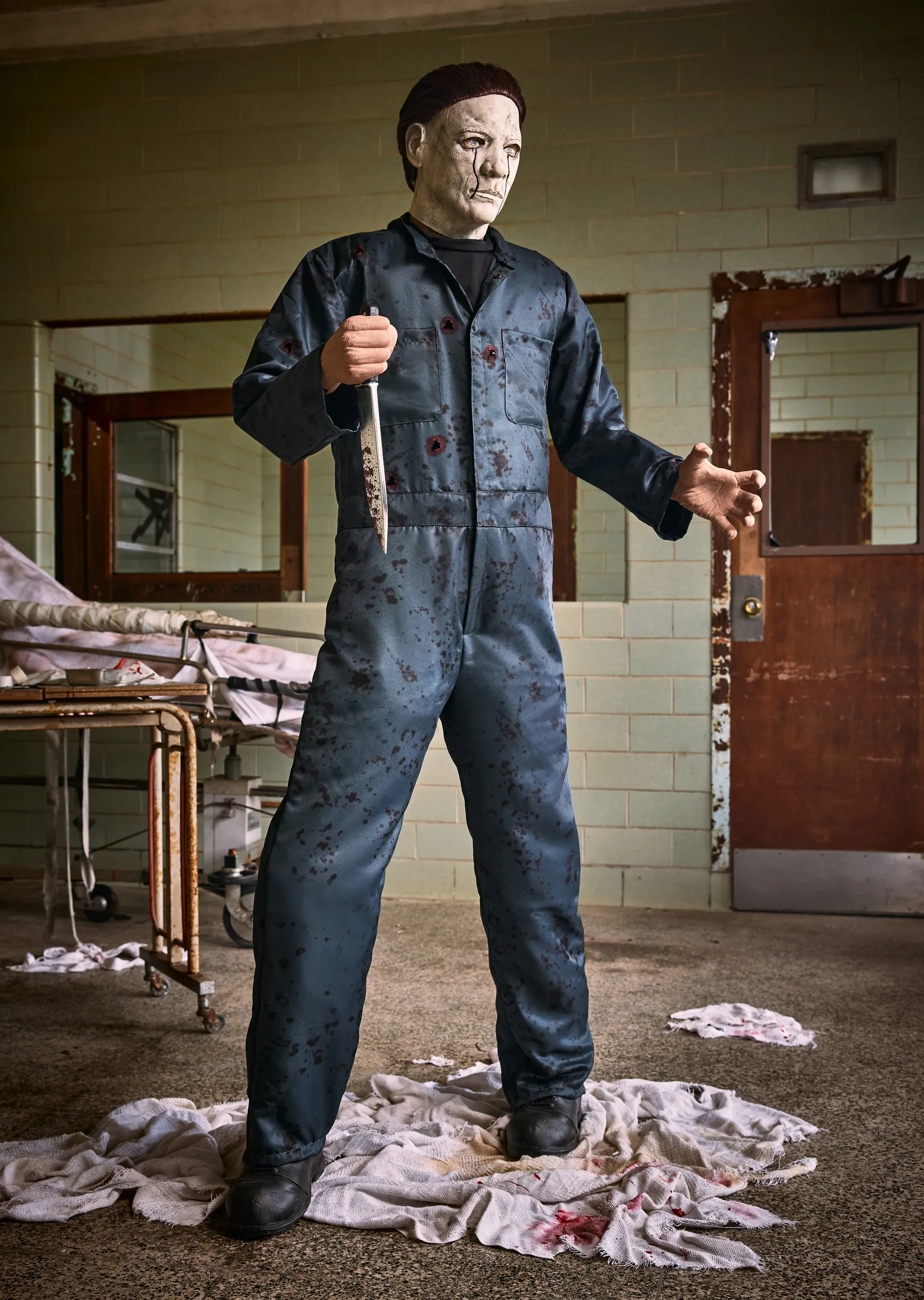 6.3ft Halloween Michael Myers Animatronic (Spirit Halloween)
