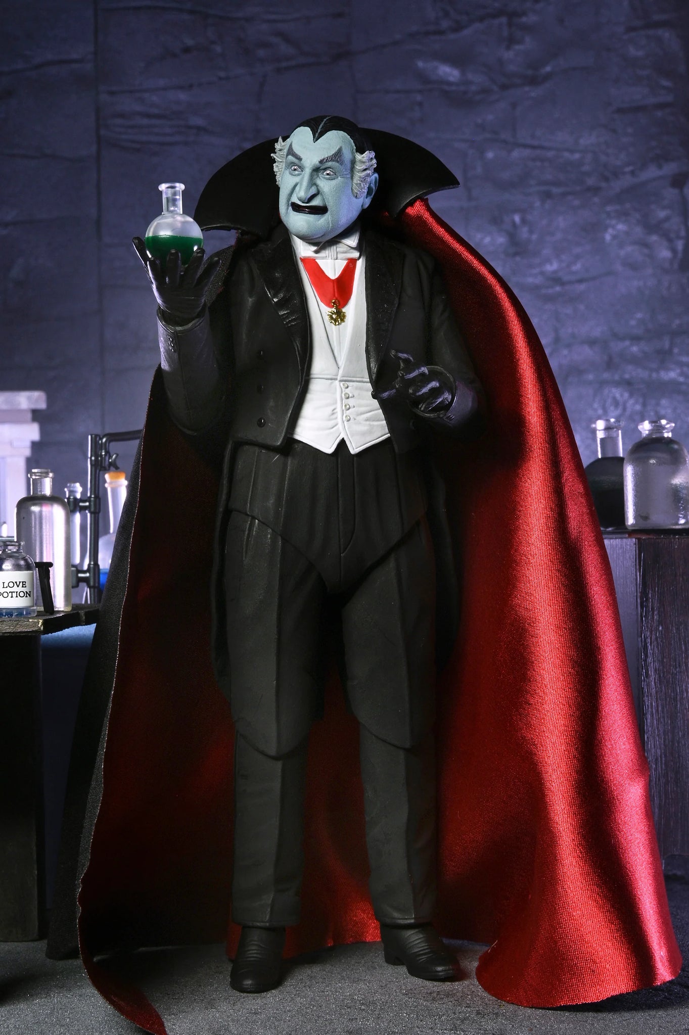 NECA The Munsters - Grandpa Munster Ultimate 7