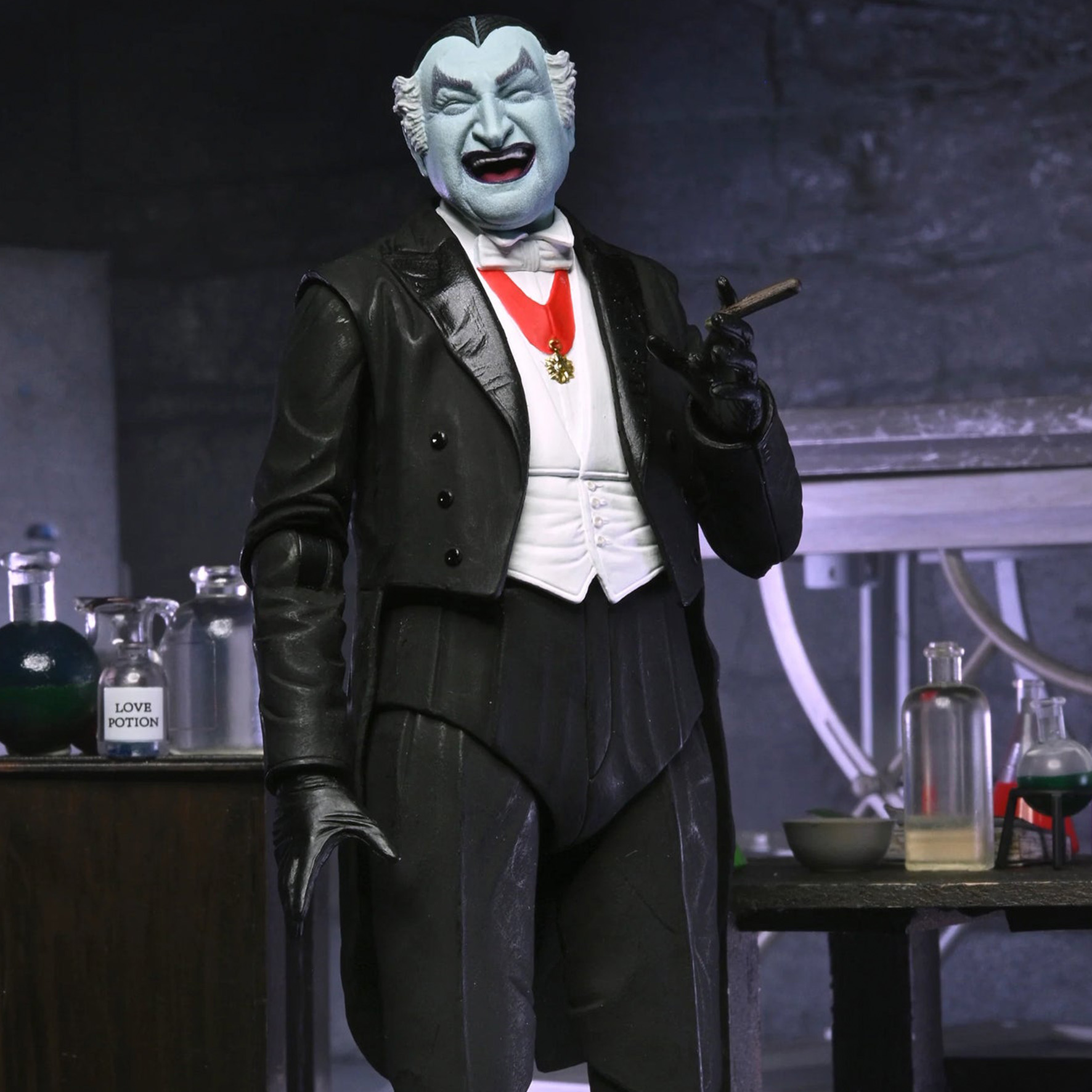 NECA The Munsters - Grandpa Munster Ultimate 7