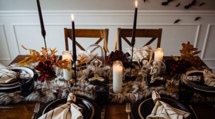 Hauntingly Beautiful Halloween Table Decor Ideas for 2025