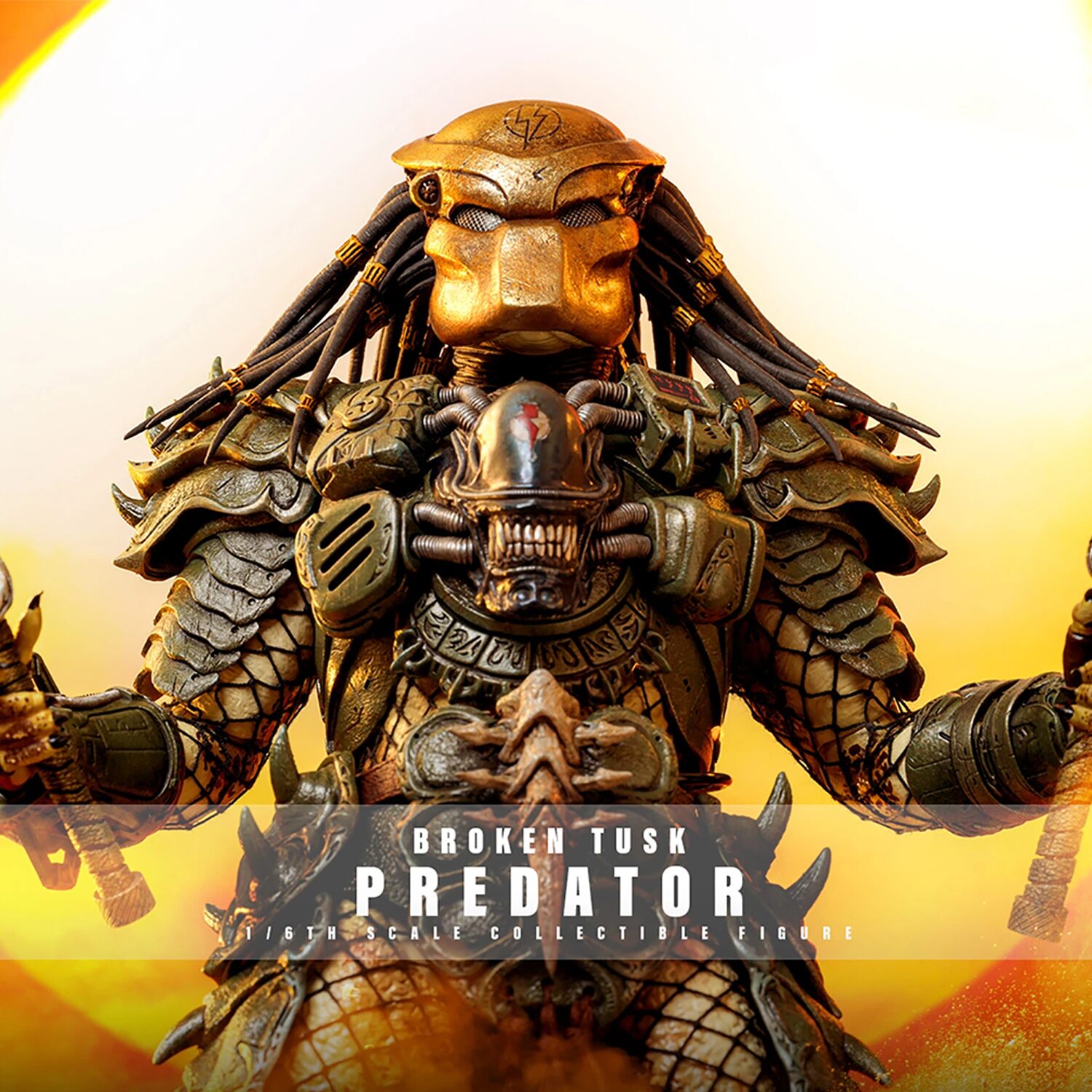 Hot Toys Predator - Broken Tusk Predator 1/6 Scale Action Figure